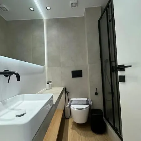 Bluemotion - Portsuite 4A Piraeus Exterior photo